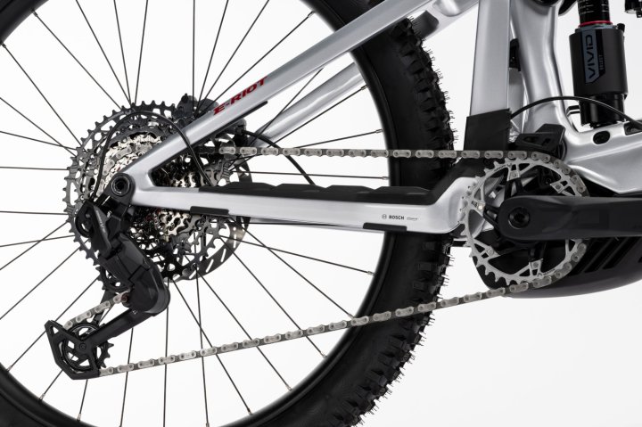 Ghost E-RIOT CF ADVANCED - Bicicleta MTB de carbono Mullet - 2026 - rebel red / misty grey glossy - Imagen 5